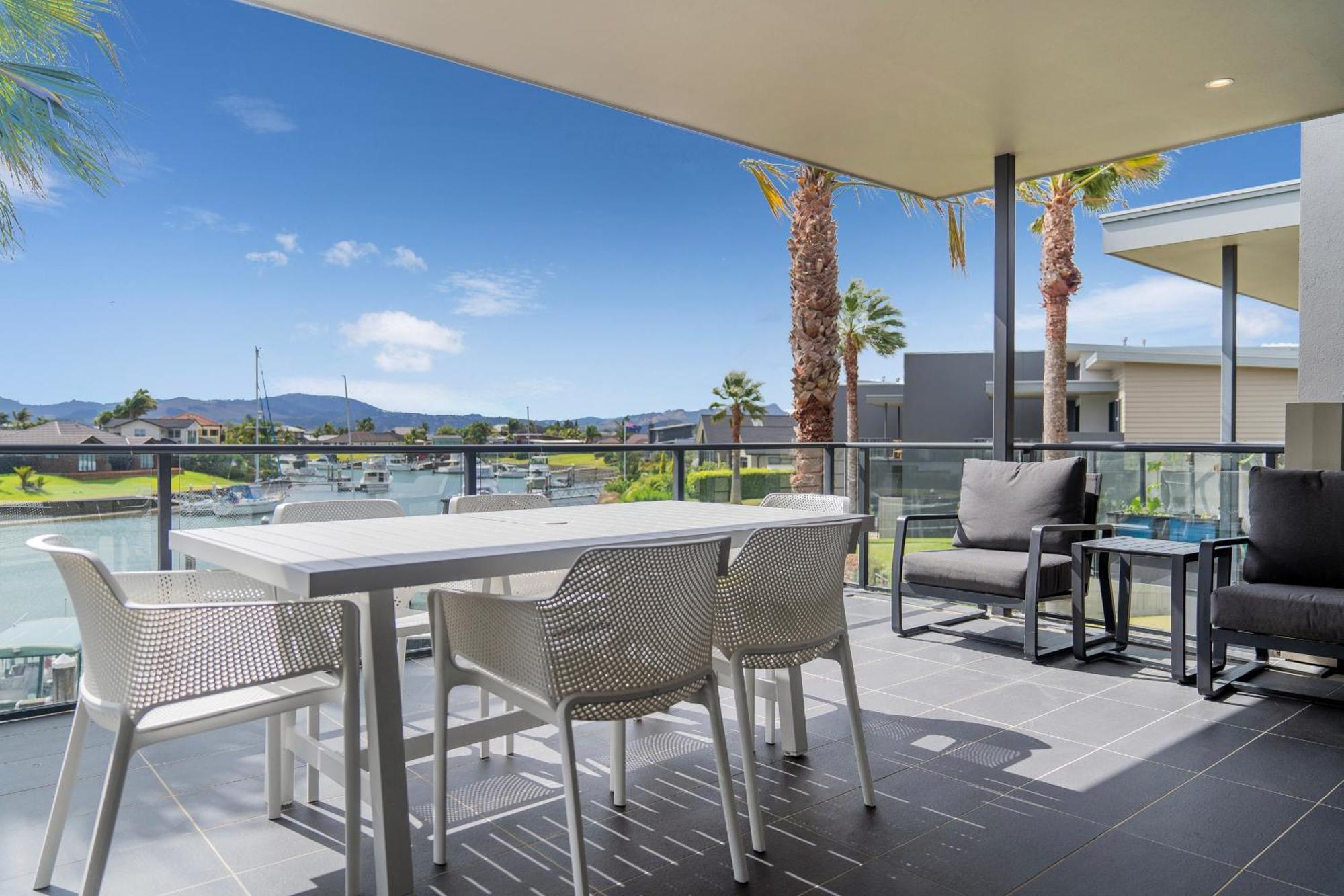 Sovereign Pier On The Waterways Whitianga Esterno foto